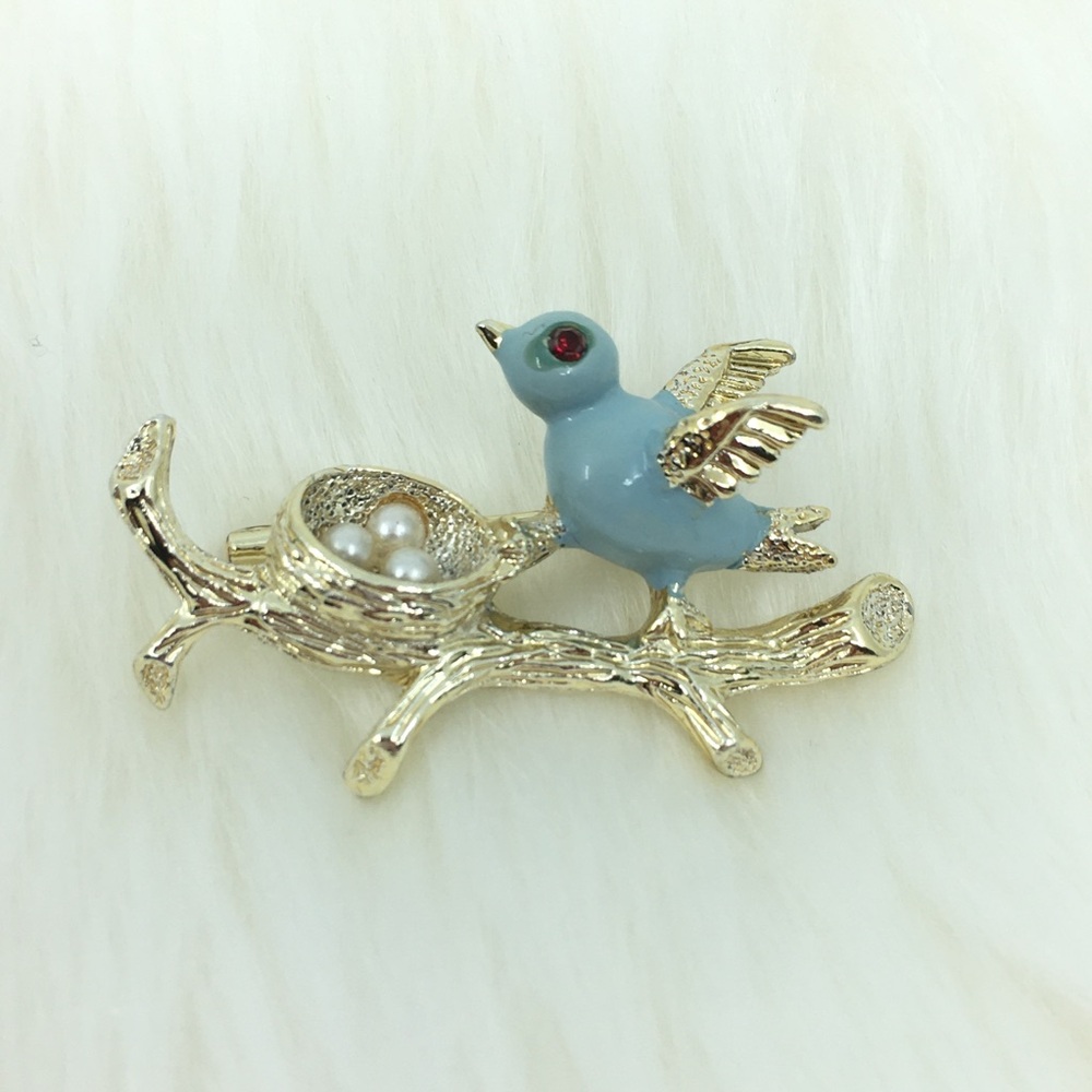 Vintage Gerry's Blue Enamel Bird Pearls Eggs Nest Brooch Pin 60’s Mid Century - Picture 8 of 8
